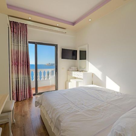 סרנדה Hotel Iliria מראה חיצוני תמונה
